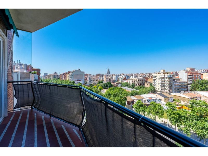 Foto e26d5a04-444a-46c3-9ea5-0a5b0c554976. Pis a El Clot Barcelona