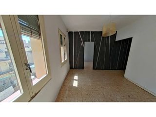 Pis a Calle Sant Pere Mitjà