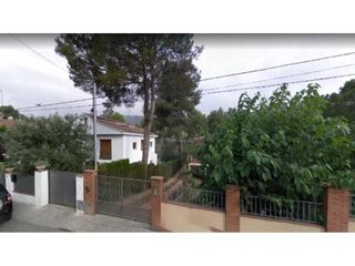 Rural plot  Calle cérvol. Terreno urbano en venta en calle cervol