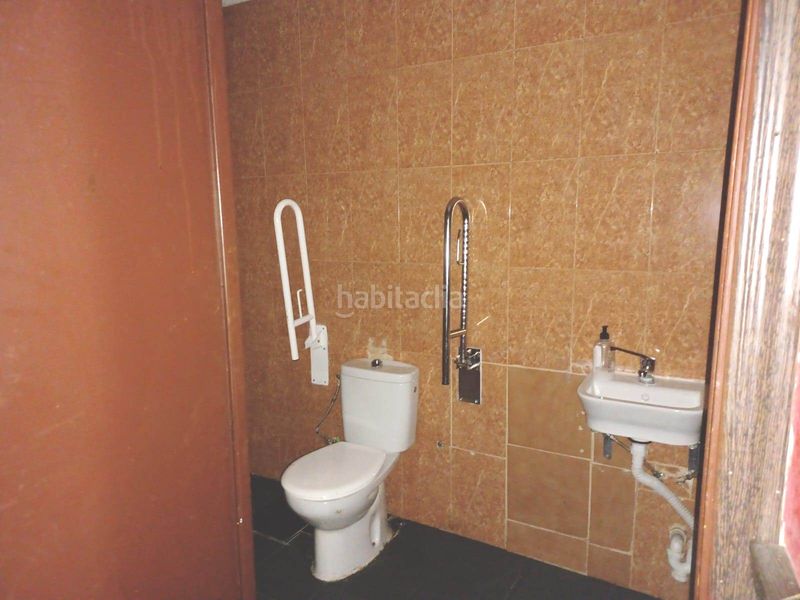 Foto 3d960f6c-91b7-4884-a77c-607ec5fa481f. Local comercial a Numancia Madrid