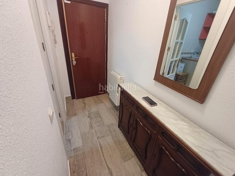 Foto 4c2a0f05-6c3b-4d85-95e5-f5f7cc139e84. Piso  bajo exterior luminoso en Numancia Madrid