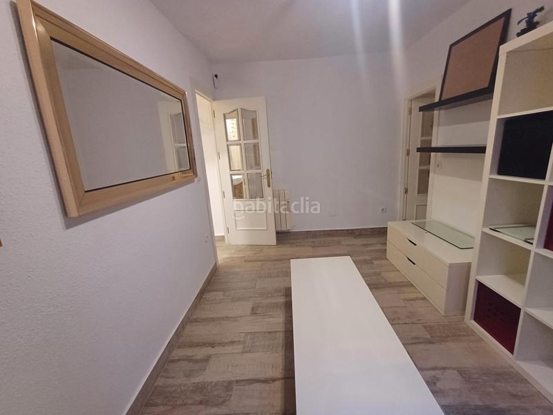 Foto 738aecba-4620-4aff-9d9b-4f07e775b171. Piso  bajo exterior luminoso en Numancia Madrid