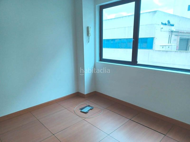 Foto a084c245-2f56-4ae9-b0cc-089a67d28e51. Oficina  en venta en Palomeras Sureste Madrid