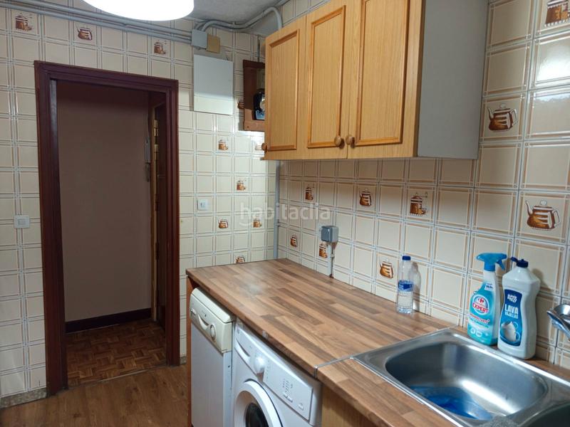 Foto d475bb05-523a-40c7-9fbb-319834402ce7. Alquiler piso  para 3 adultos en Numancia Madrid