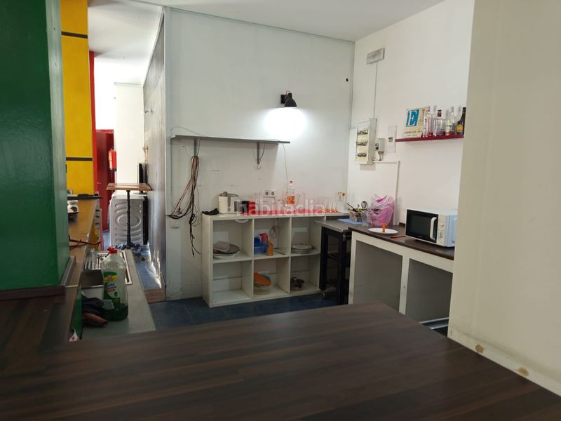 Foto 852e8ecc-bd62-4c5f-98d9-ebd5628015f8. Local comercial a Numancia Madrid