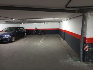 Aparcament cotxe a Calle Ascensión Bielsa