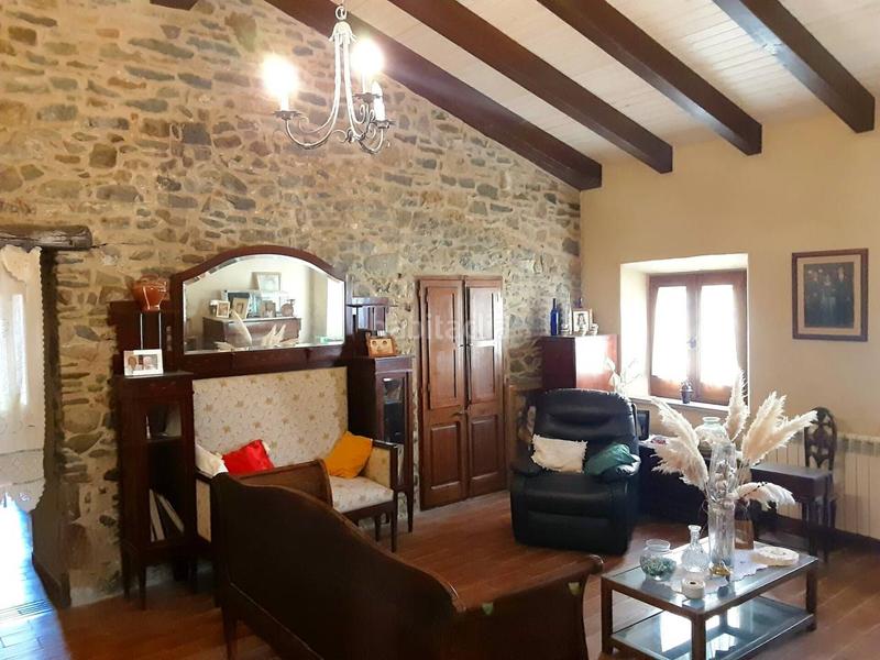 Foto 73ca9a30-2273-4ccb-8344-82590fa4e726. Maison avec chauffage dans Sant Joan les Fonts