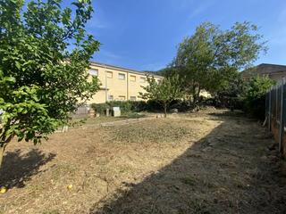 Terreno residencial en Calle puig josep 9. Solar esquinero en venda  sant joan les fonts