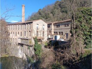 Casa a Sant Joan les Fonts. Inm. singular en venta en sant joan les fonts