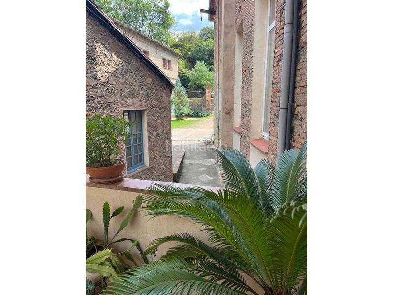 Foto f3c16b3c-7d05-4c47-95a9-5bf2f3e5aafd. Casa a Sant Joan les Fonts