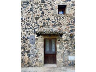 Reihenhaus in Santa Pau. Finca rustica en venta santa pau