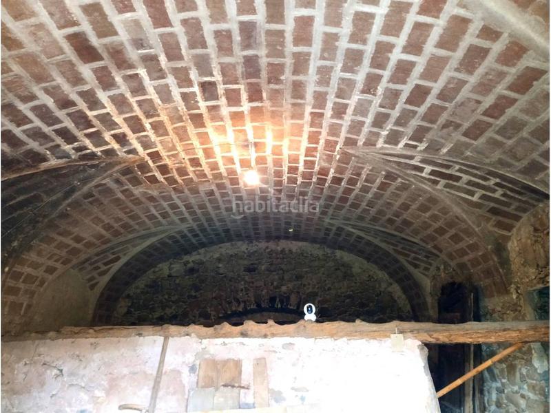 Foto 0299775a-14f1-472f-a264-b198a79add9f. Casa in Esponellà