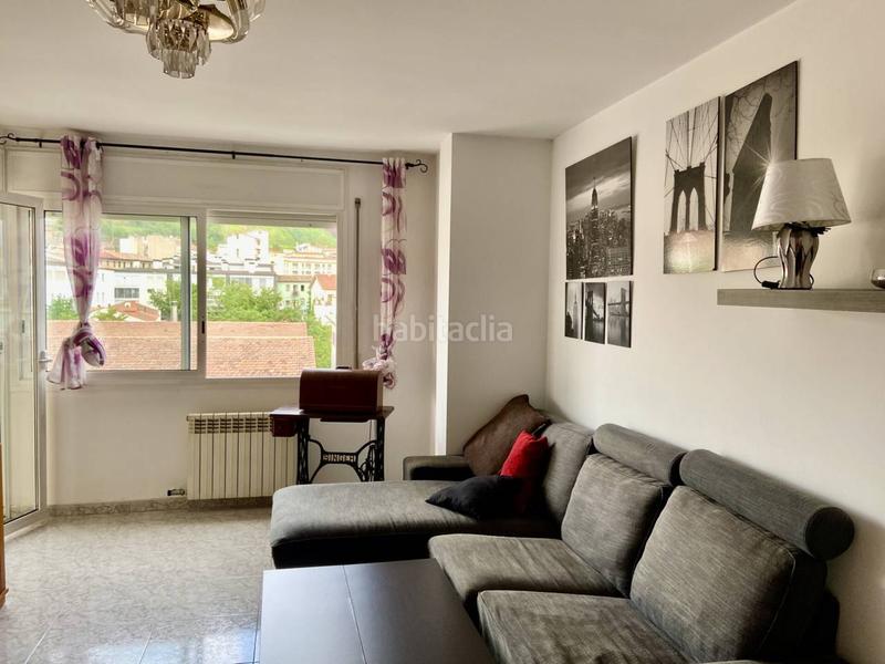 Foto 6aed3fbf-f632-40bf-8bda-88a402cee683. Piso en biseroques 3 piso en venda en Olot