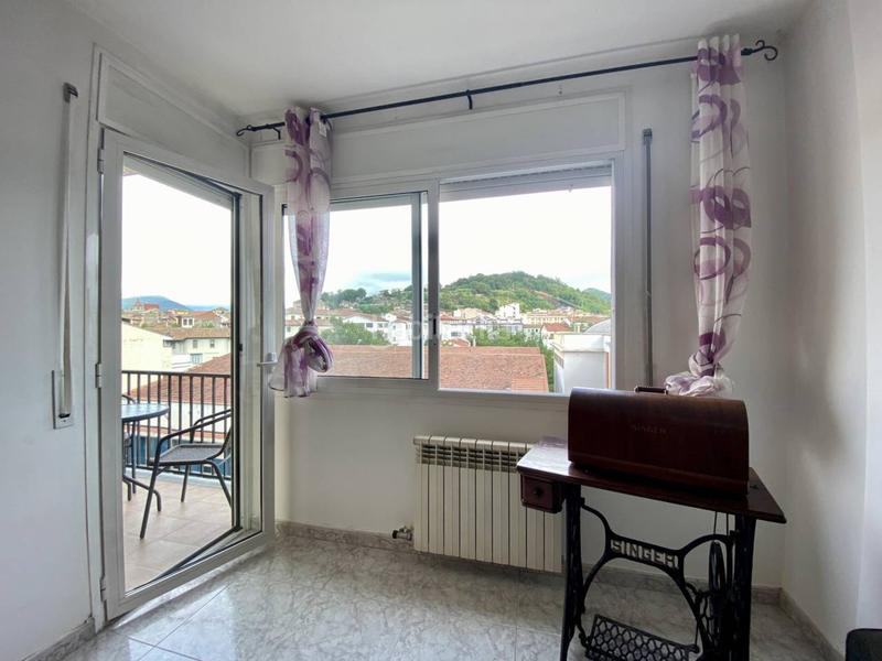 Foto e5ae9891-4d38-4225-8803-d355abf289b0. Piso en biseroques 3 piso en venda en Olot