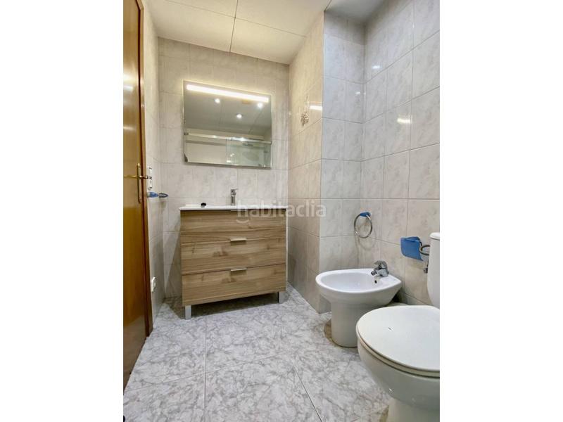 Foto f8b073e2-c770-41ed-8056-f98125236496. Piso en biseroques 3 piso en venda en Olot