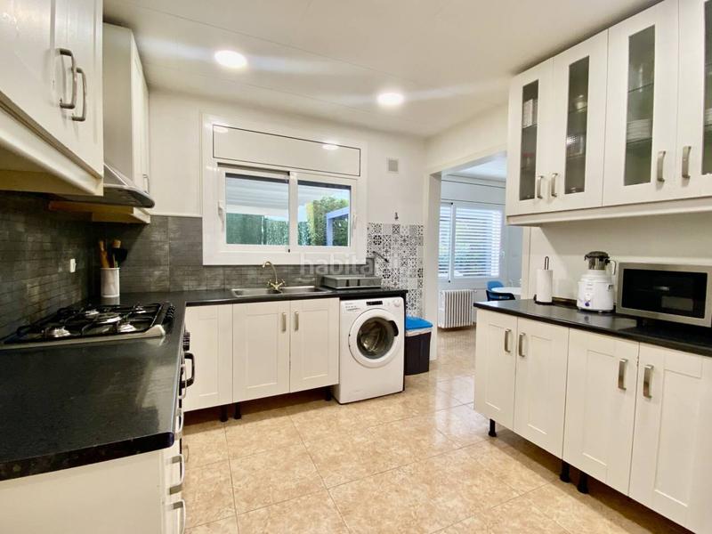 Foto 072023f7-ab58-46ab-998e-42a3c387d586. Chalet  en venta en Olot