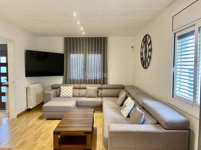 Foto 1a70678a-5bea-4da2-8b33-5766b407fa90. Chalet  en venta en Olot