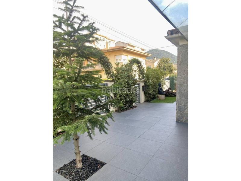 Foto 5c9422bb-15b3-473d-9230-cb56dfe59874. Chalet  en venta en Olot