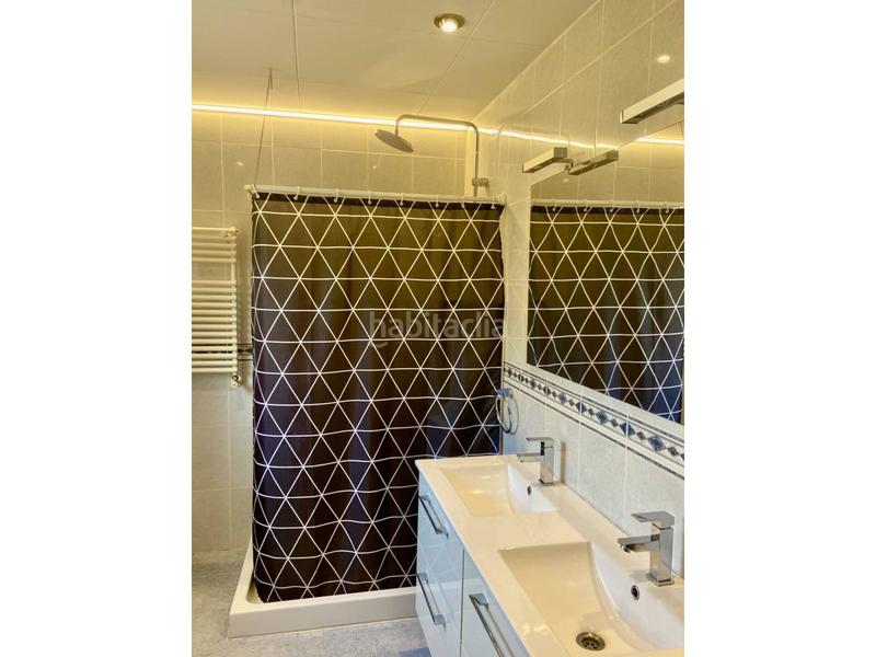 Foto 96ea747c-0e1d-4a46-92cd-30a0161f8f81. Chalet  en venta en Olot