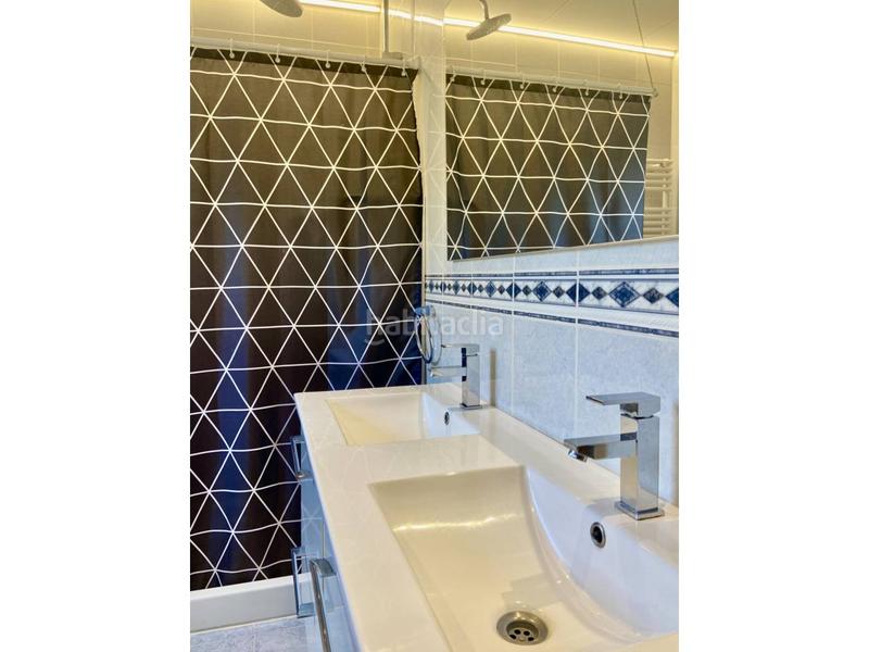 Foto b01f56a0-84c1-4800-afed-2e2e33518fe7. Chalet  en venta en Olot