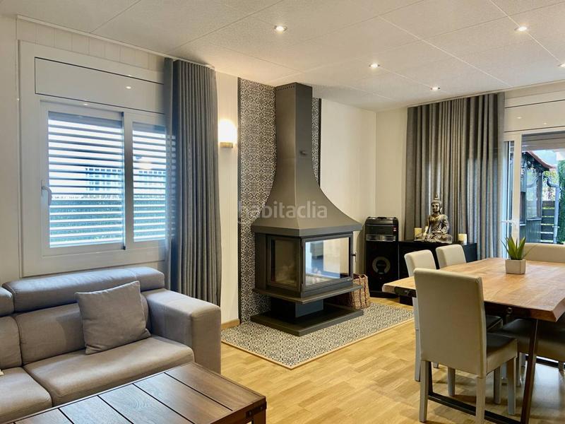 Foto c0611f8b-8306-4acd-aa65-96a321313aa8. Chalet  en venta en Olot