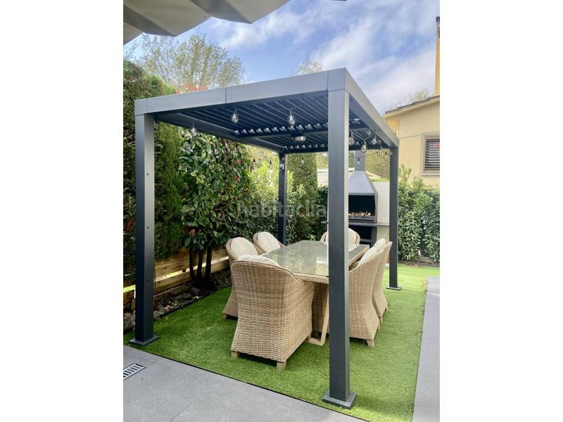 Foto d7537440-35e1-437b-92a7-e5a79390d1ea. Chalet  en venta en Olot