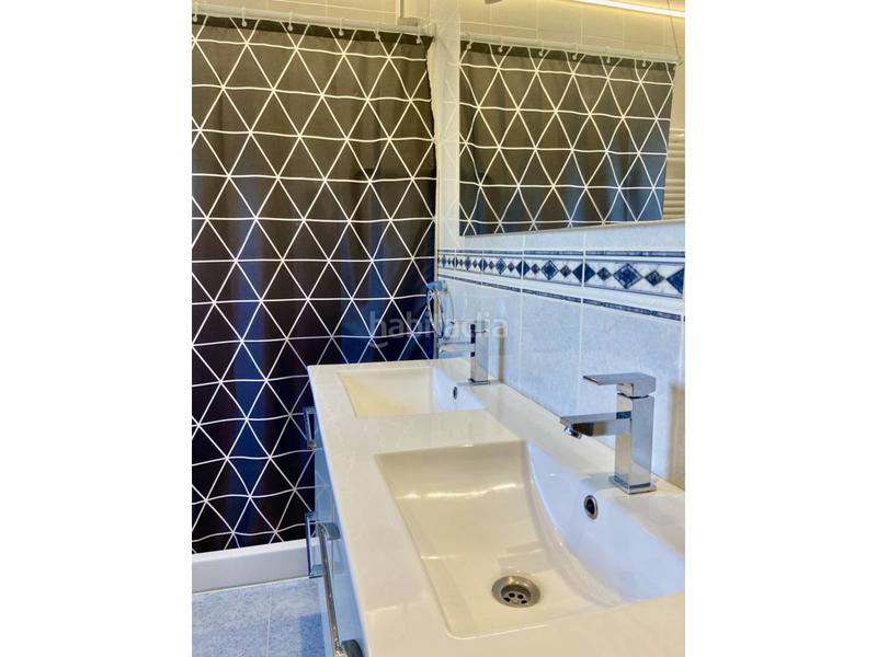 Foto ea04d215-febf-4e3a-9fea-5a44050a6412. Chalet  en venta en Olot