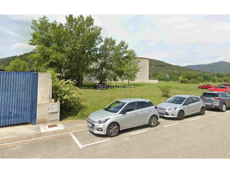 Foto d056a91a-bba2-4ba1-b1ef-f842ff13f362. Area edificabile industriale in Sant Joan les Fonts