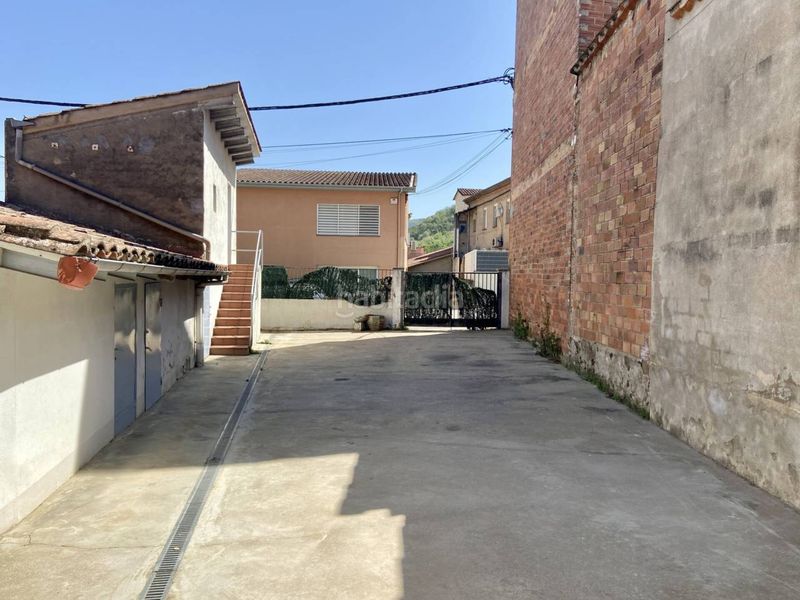 Foto 1ff20f0a-5883-4d63-b460-660fa2b58638. Casa amb calefacció aparcament a Sant Joan les Fonts