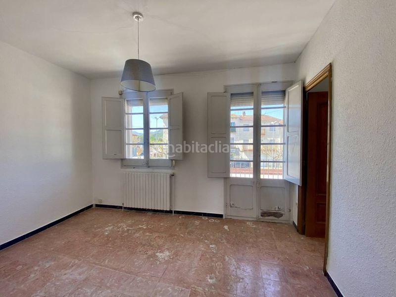 Foto 2674c60b-5e3b-4512-9ffa-ae5d44414797. Casa amb calefacció aparcament a Sant Joan les Fonts
