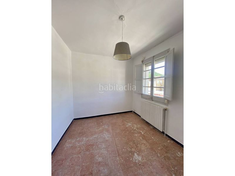 Foto 5585b628-392e-4526-a67d-e62dd224bd76. Casa amb calefacció aparcament a Sant Joan les Fonts