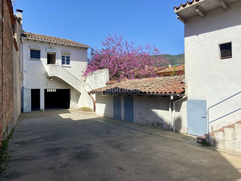 Foto 9d8bb98c-f085-4dbe-b264-2e3889821698. Casa amb calefacció aparcament a Sant Joan les Fonts