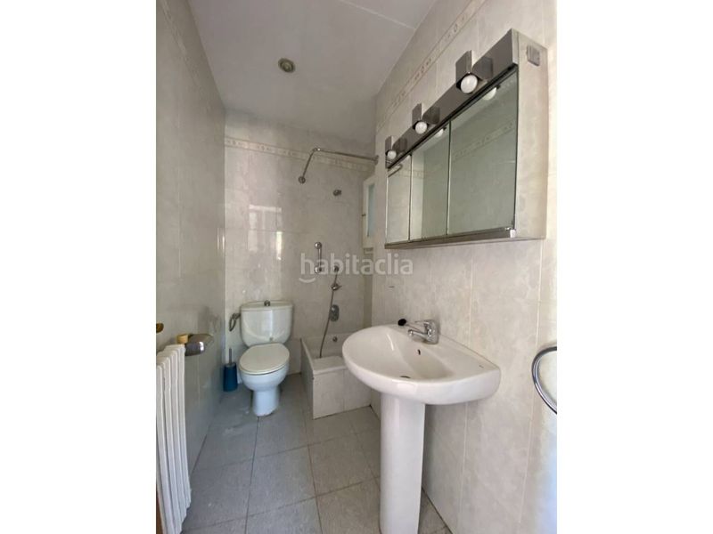 Foto c2bbb37b-5474-45c6-b2d4-d7e84846bff9. Casa amb calefacció aparcament a Sant Joan les Fonts