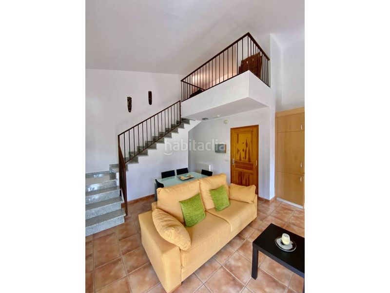 Foto 0ddf5713-469d-46a4-acb1-d7067445acde. Dúplex  en venta en Castellfollit de la Roca