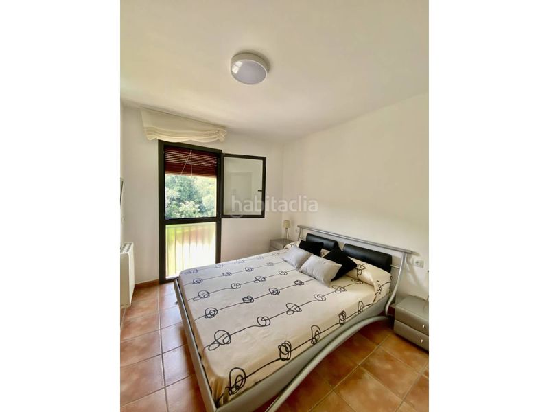 Foto 4bba3b80-8de8-4333-b51e-aeb9b1510add. Dúplex  en venta en Castellfollit de la Roca