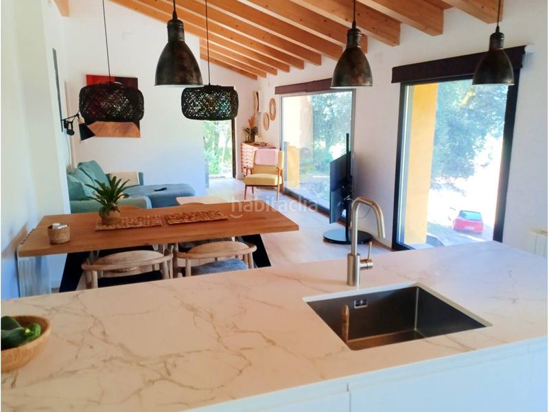 Foto 4fd5562b-d0ad-499b-a38f-fe0496676125. Casa a Vall de Bianya (La)