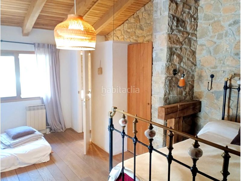 Foto e5f9d75c-11f3-47b3-8473-276487f181a7. Casa a Vall de Bianya (La)