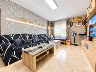 Flat in Sant Joan les Fonts. Piso en venta en sant joan les fonts