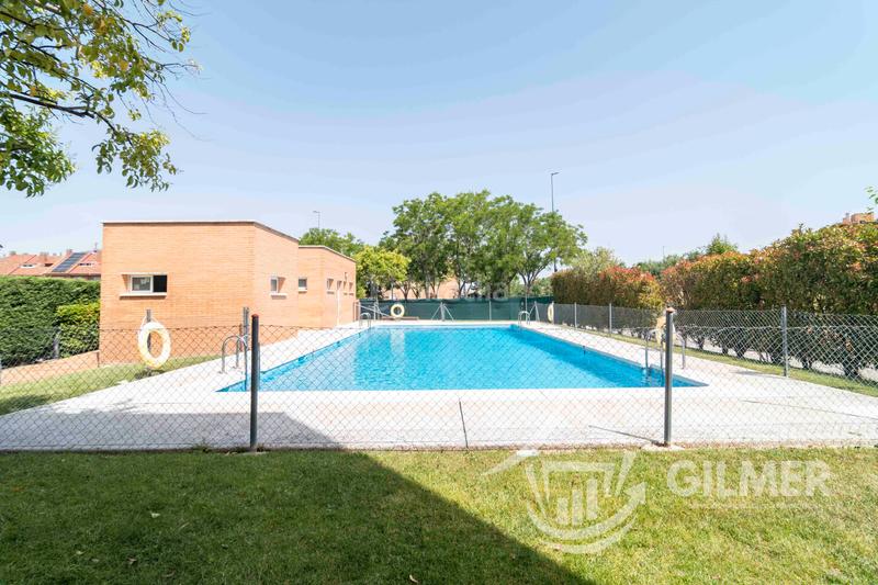 Foto d93862a8-98c3-4da4-87f1-297e6e3ad6cc. Pis amb calefacció aparcament piscina a Universidad-Hospital Fuenlabrada