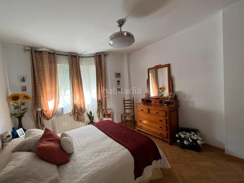 Foto 27d28979-c5d8-4d3d-8c8b-b5db679026d4. Chalet avec cheminée chauffage parking dans El Arroyo-La Fuente Fuenlabrada