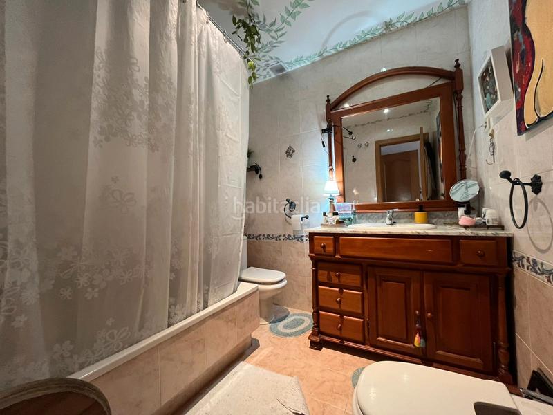 Foto 5a2519a9-1c93-45e8-b8ef-cf783fedbfd6. Chalet avec cheminée chauffage parking dans El Arroyo-La Fuente Fuenlabrada