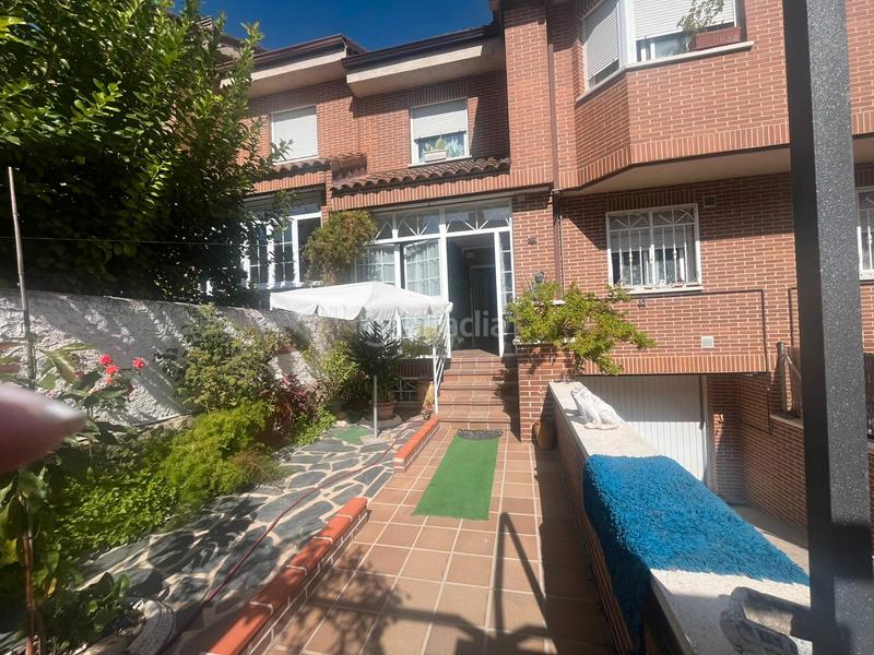 Foto 6ab641e8-8916-4252-bccf-6a42b413a7ed. Chalet avec cheminée chauffage parking dans El Arroyo-La Fuente Fuenlabrada