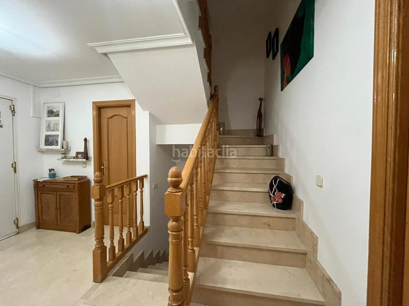 Foto 9bdf1aaf-e217-4e7d-8b54-e5c35858776c. Chalet avec cheminée chauffage parking dans El Arroyo-La Fuente Fuenlabrada