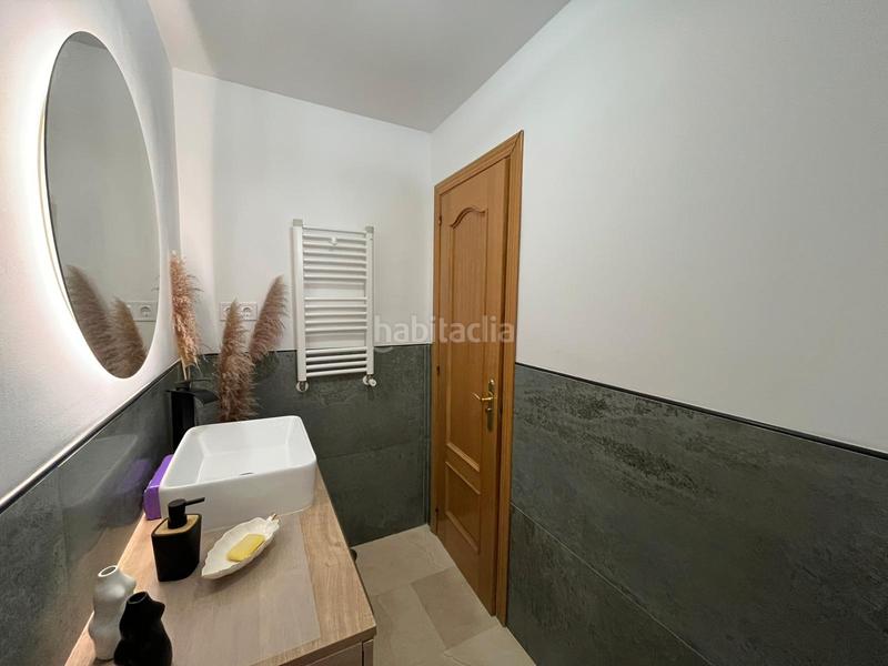 Foto d88b3bd5-7a3b-4c36-9c16-e0dfa20da241. Chalet avec cheminée chauffage parking dans El Arroyo-La Fuente Fuenlabrada