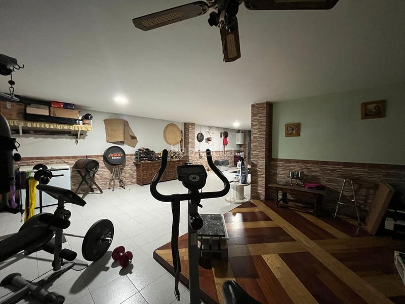 Foto d9f07694-8ee7-42fe-8d39-aafd3df30a32. Chalet avec cheminée chauffage parking dans El Arroyo-La Fuente Fuenlabrada