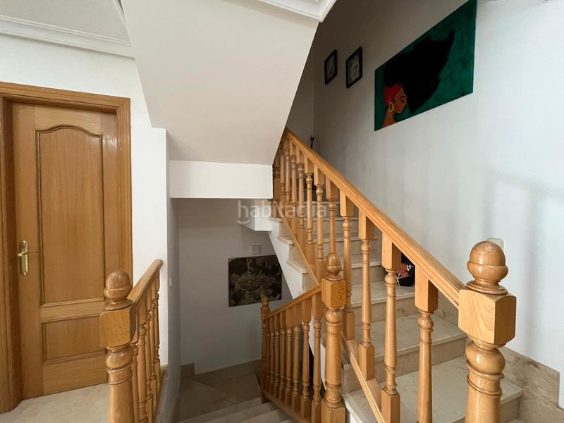 Foto 173e0f46-5aaf-46ff-a15d-b9058d4bf30b. Chalet avec cheminée chauffage parking dans El Arroyo-La Fuente Fuenlabrada