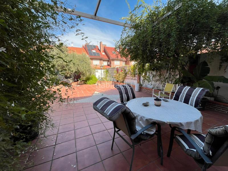 Foto 480c2b77-c295-4a07-9b70-3721baf948c6. Chalet avec cheminée chauffage parking dans El Arroyo-La Fuente Fuenlabrada