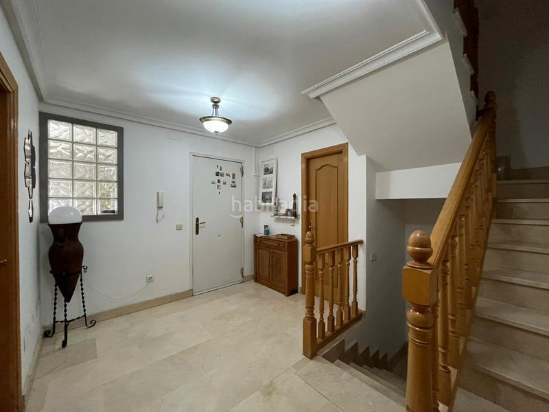 Foto 9af16cbd-cead-4691-aa7b-5481d260c114. Chalet avec cheminée chauffage parking dans El Arroyo-La Fuente Fuenlabrada