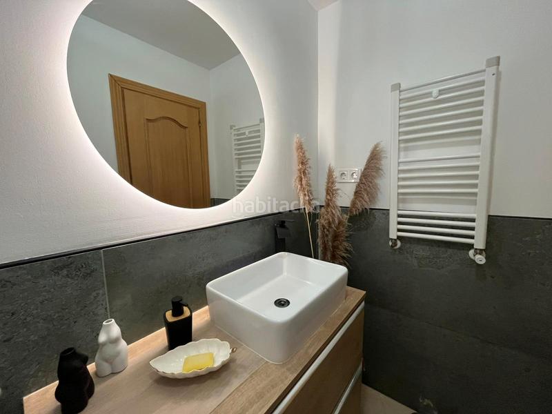 Foto 9c38dc81-a1b7-4860-a089-525f8a53f8ab. Chalet avec cheminée chauffage parking dans El Arroyo-La Fuente Fuenlabrada