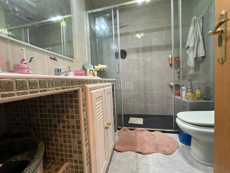 Foto b268645f-6b55-401e-840e-092da15df19e. Chalet avec cheminée chauffage parking dans El Arroyo-La Fuente Fuenlabrada